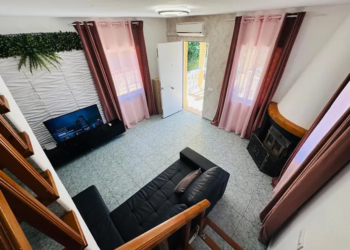 Privado Piscina A 5min De La Playa Y Centro Jacuzzi Barbacoa Wifi Aire *