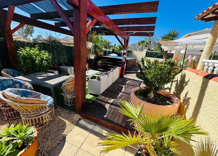 Privado Piscina A 5min De La Playa Y Centro Jacuzzi Barbacoa Wifi Aire Дом отдыха *